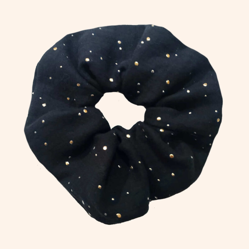 scrunchie fatto a mano in mussola di cotone e punti luce oro